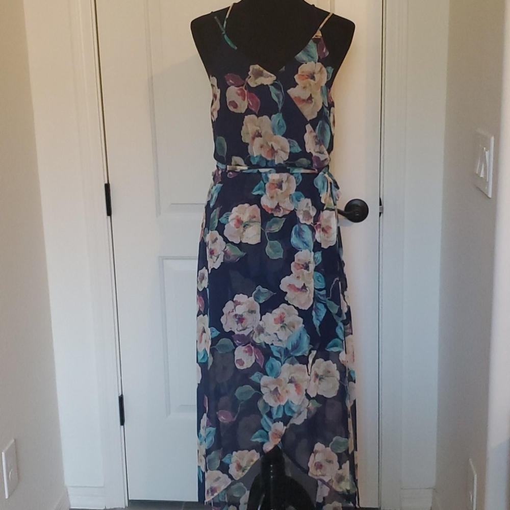 Women's faux wrap dress